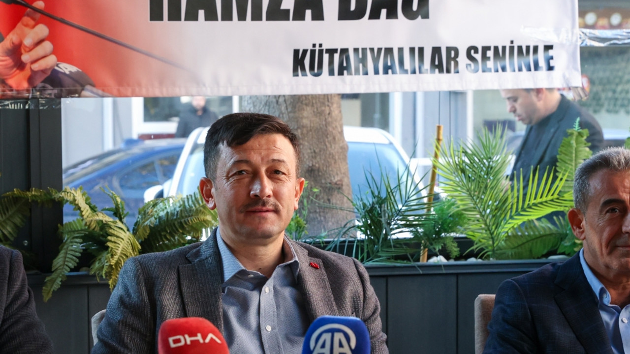 İzmir Büyükşehir Belediye Başkan adayı Dağ, hemşehri derneklerinin üyeleriyle buluştu