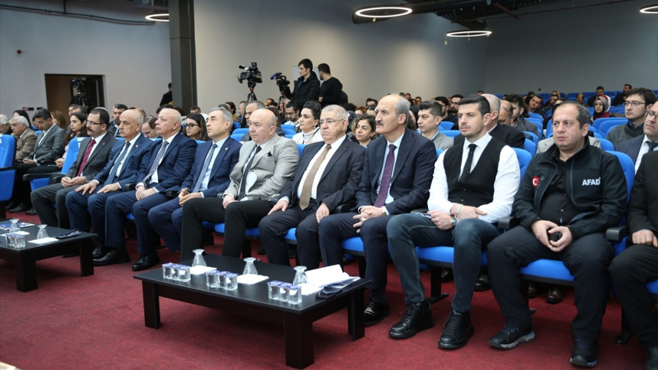 Kahramanmaraş'ta 1. Uluslararası İstiklal Sempozyumu başladı