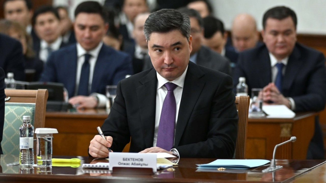 Kazakistan Cumhurbaşkanı Tokayev'den hükümete yapay zeka teknolojilerini yaygınlaştırma talimatı