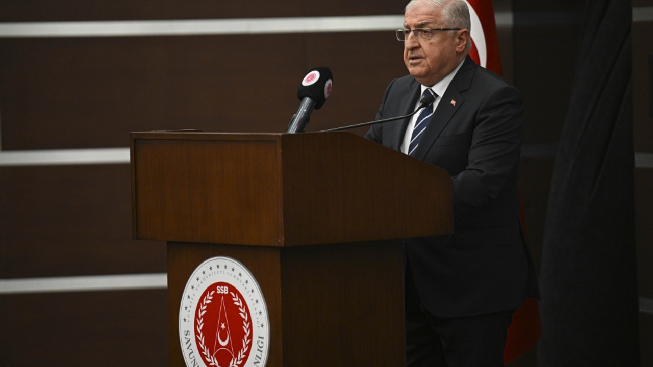 Milli Savunma Bakanı Güler "Kara Füze Sistemleri İmza Töreni"nde konuştu: