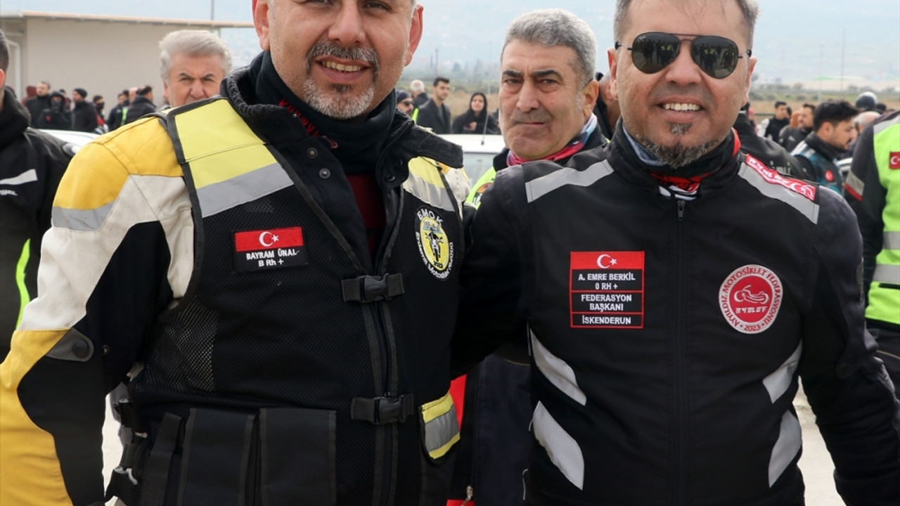 Motosikletliler depremzedeler için Hatay'da buluştu