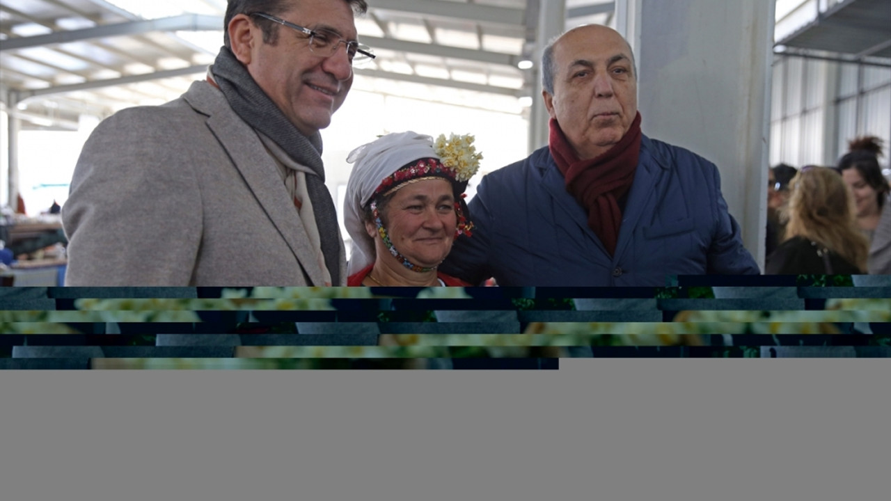 Muğla Büyükşehir Belediye Başkan adayı Ayaydın, Bodrum'da esnafı ziyaret etti