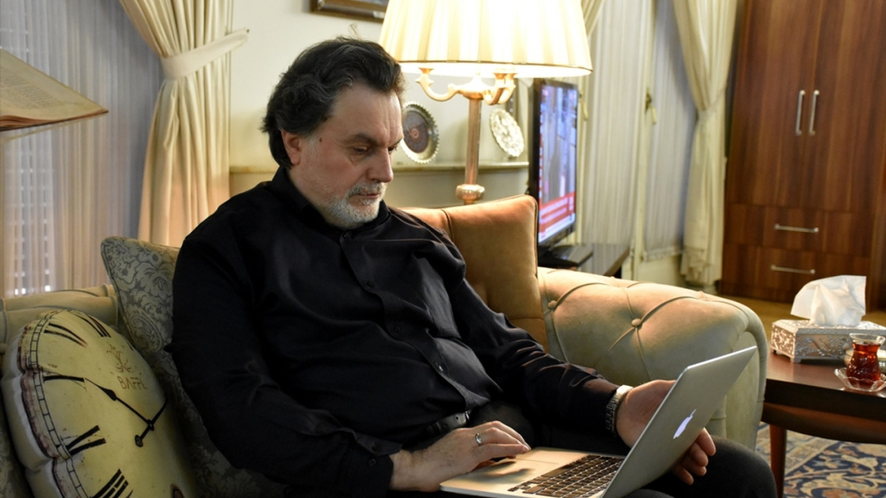 Tahran Büyükelçisi Kırlangıç, AA’nın "Yılın Kareleri" oylamasına katıldı