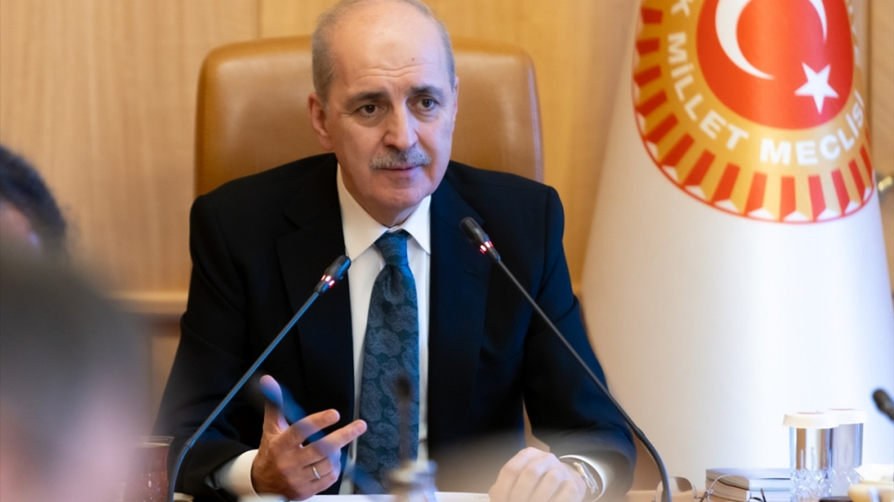 TBMM Başkanı Kurtulmuş, Anadolu Sivil Toplum Platformu temsilcilerini kabul etti