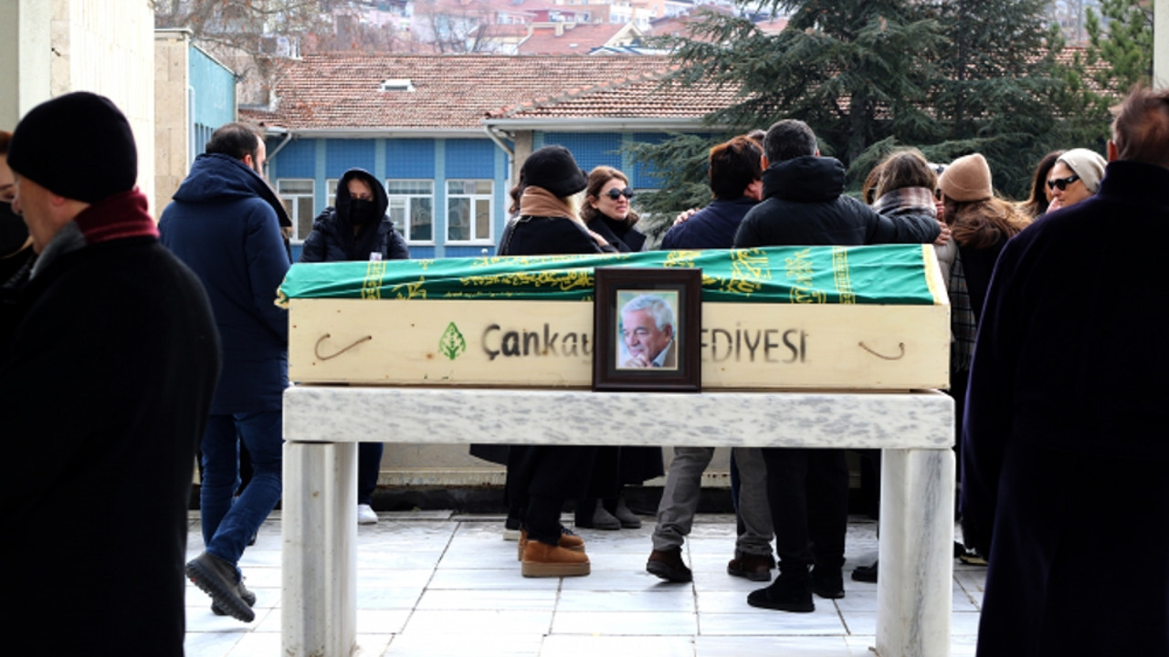 Türkiye Tenis Federasyonunun eski başkanlarından Şadi Toker son yolculuğuna uğurlandı