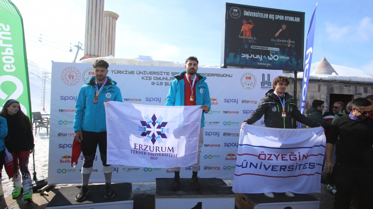 Üniversiteler Arası Türkiye Snowboard ve Alp Disiplini Şampiyonası, Erzurum'da yapıldı