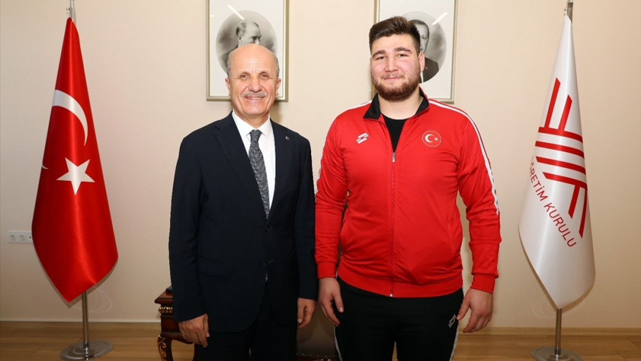 YÖK, vakıf üniversitelerindeki burslu milli sporcu kontenjanını artıracak