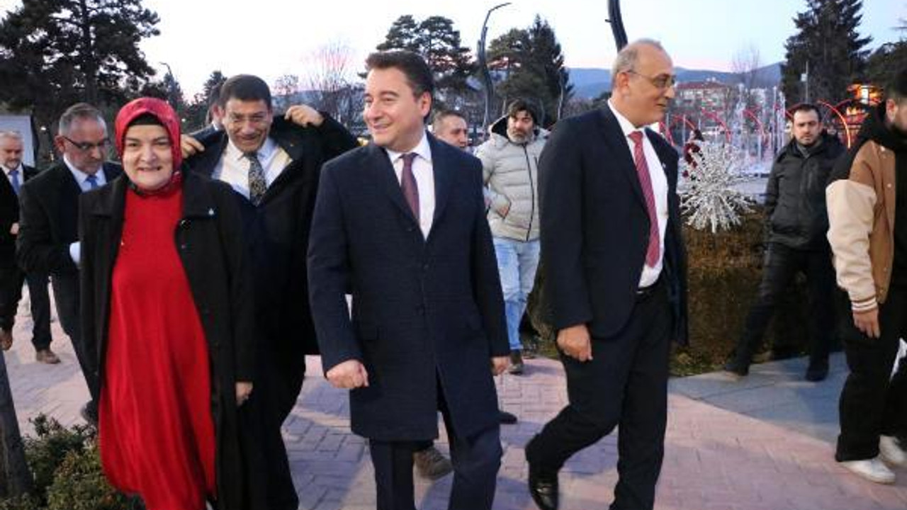 Babacan: Birinci damat döneminde, yıllardır birikmiş yedek akçeyi bir gecede sıfırladılar