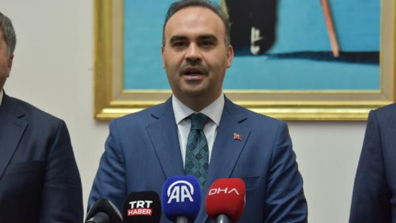 Bakan Kacır: Alper Gezeravcı, en kısa sürede Türkiye’de olacak