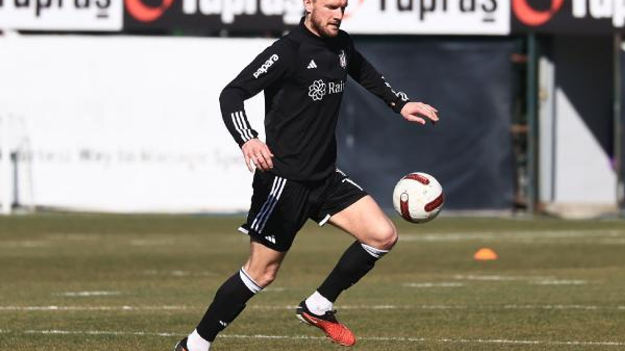 Beşiktaş'ta yeni transfer Joe Worrall ilk antrenmanına çıktı