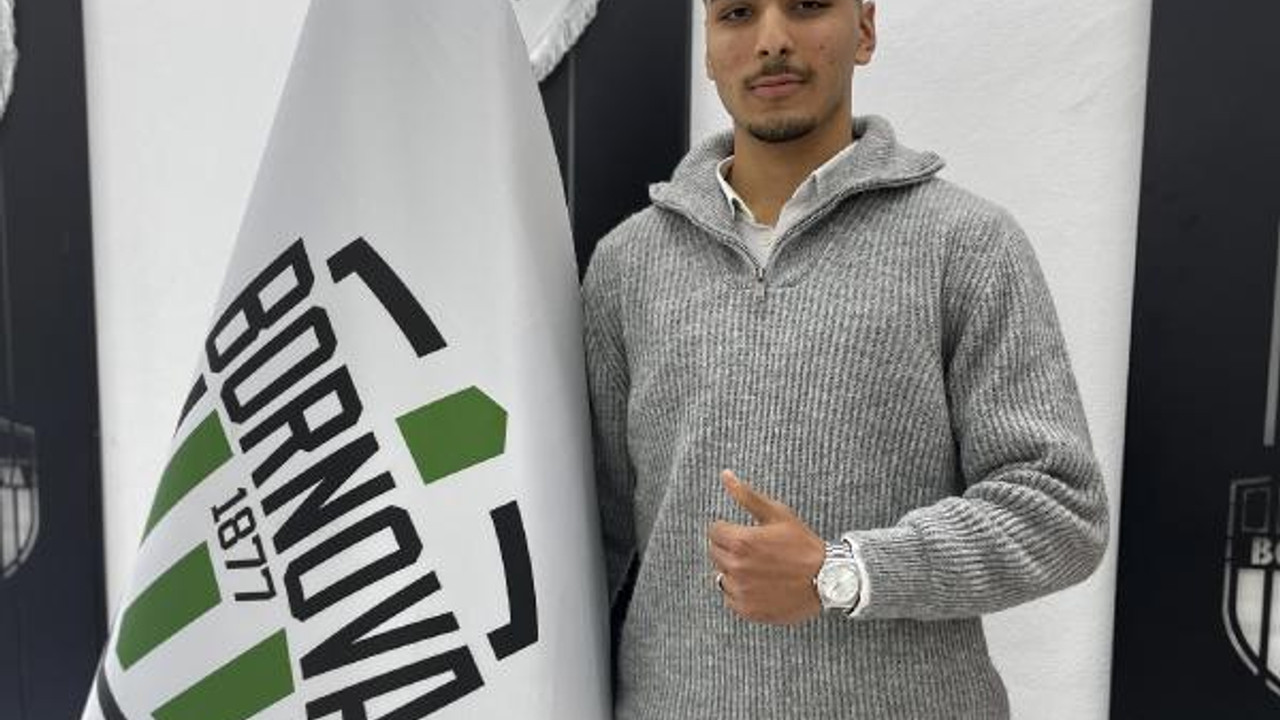 Bornova 1877, Yağız Parlak'ı kadrosuna kattı