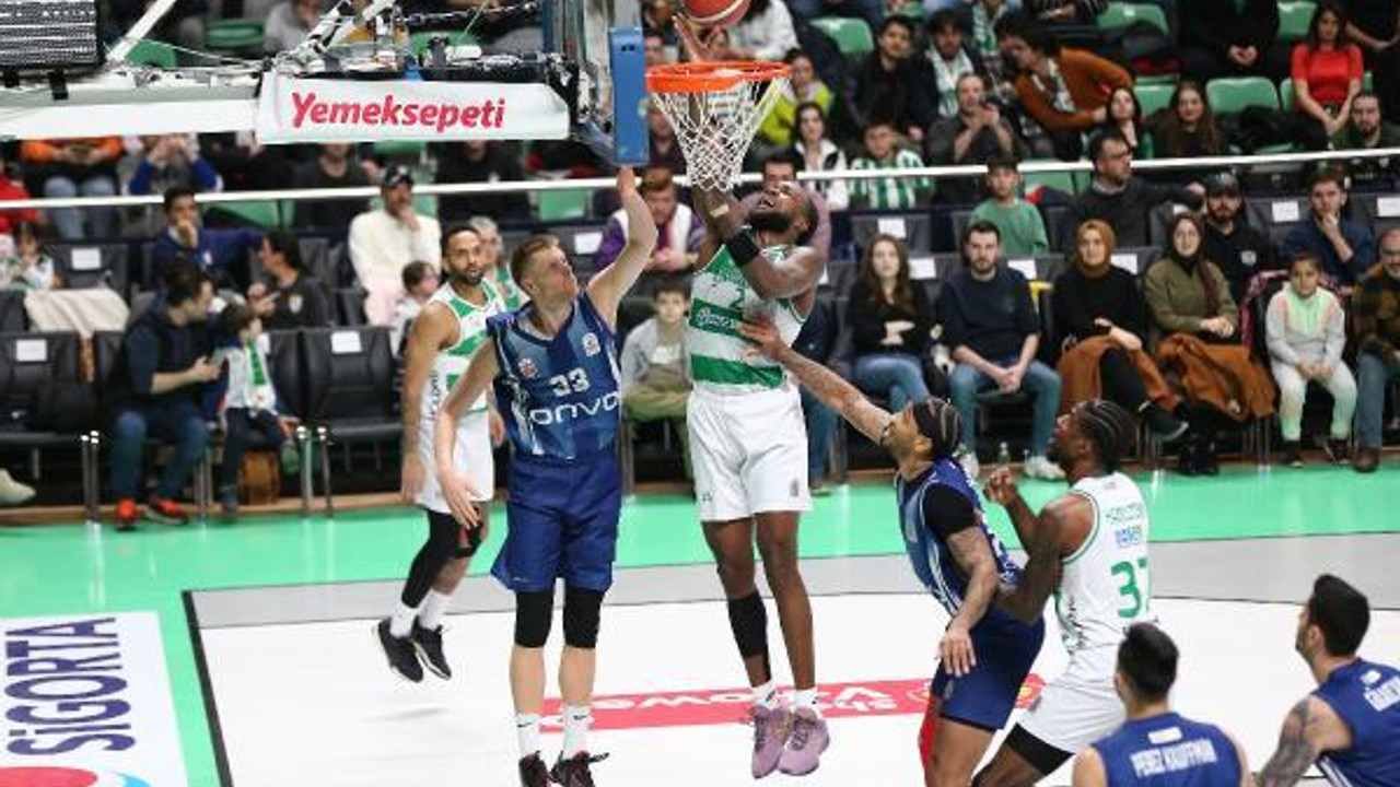 Bursaspor - Büyükçekmece Basketbol: 94-81