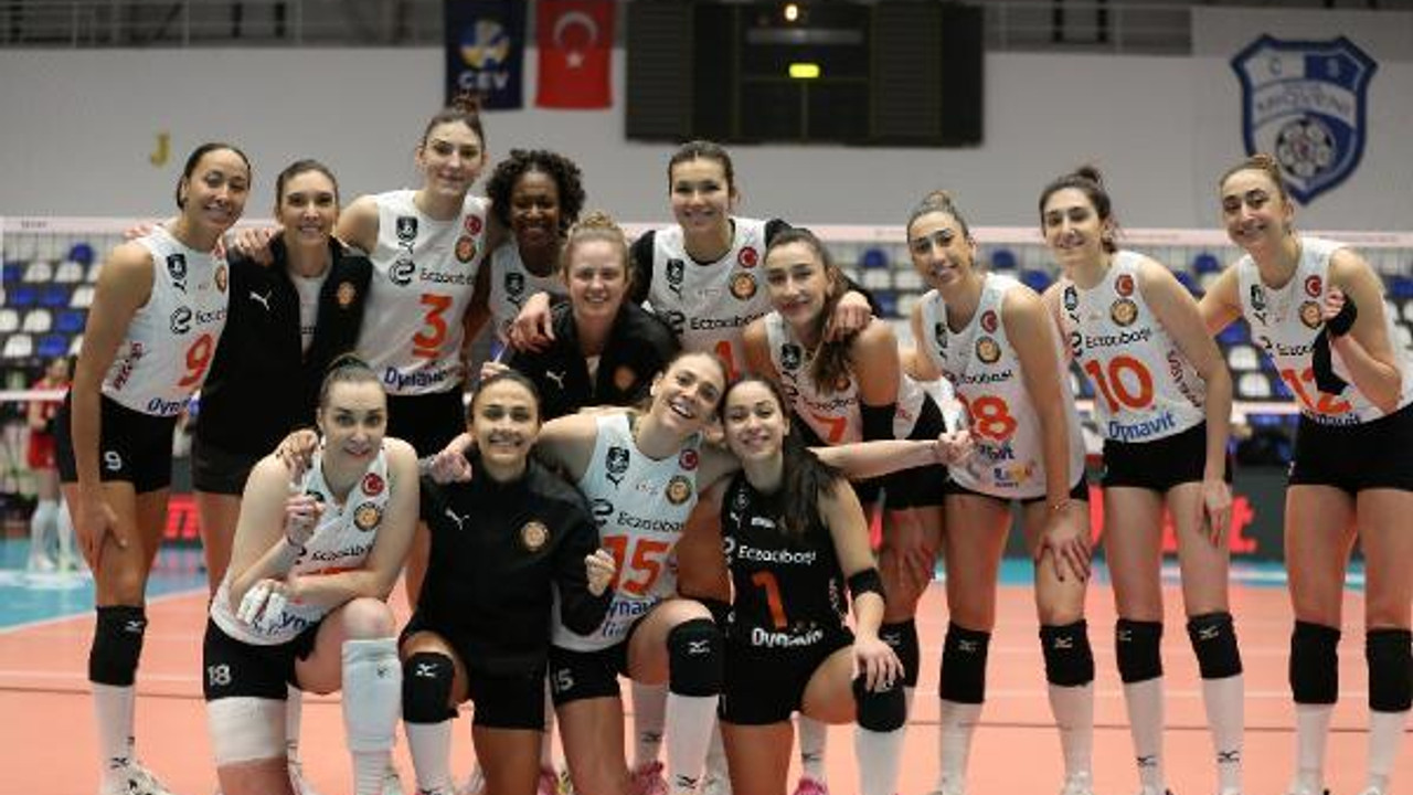 Eczacıbaşı Dynavit, play-off turuna galibiyetle başladı