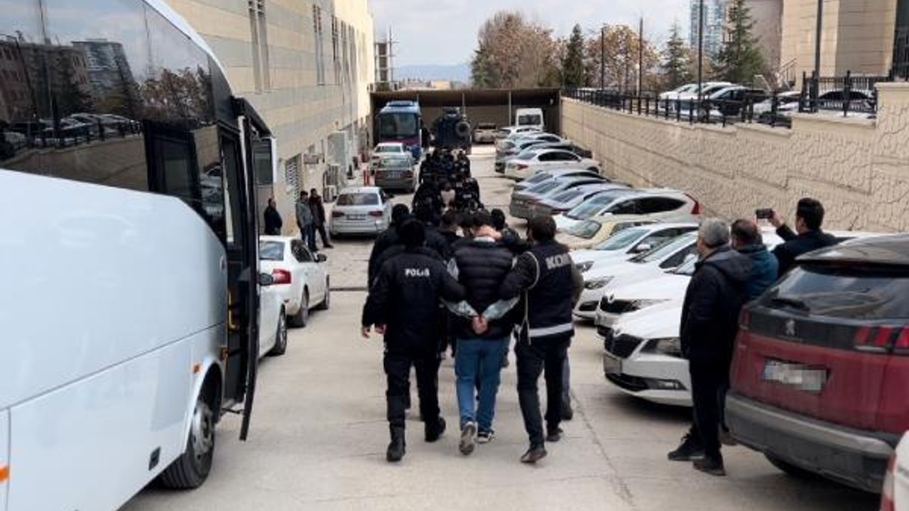 Elazığ'da 'Kafes-37' operasyonunda 35 şüpheli adliyede