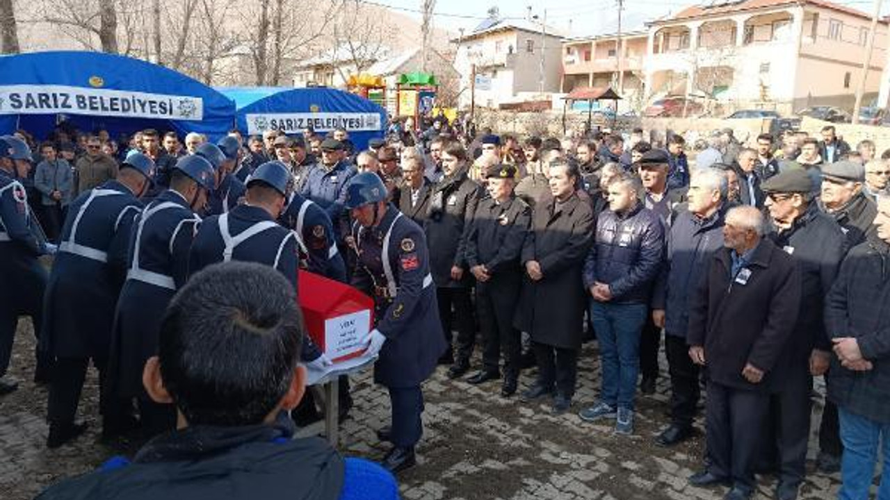 Göreve çıkarken kalp krizi geçiren karakol komutanı hayatını kaybetti (2)