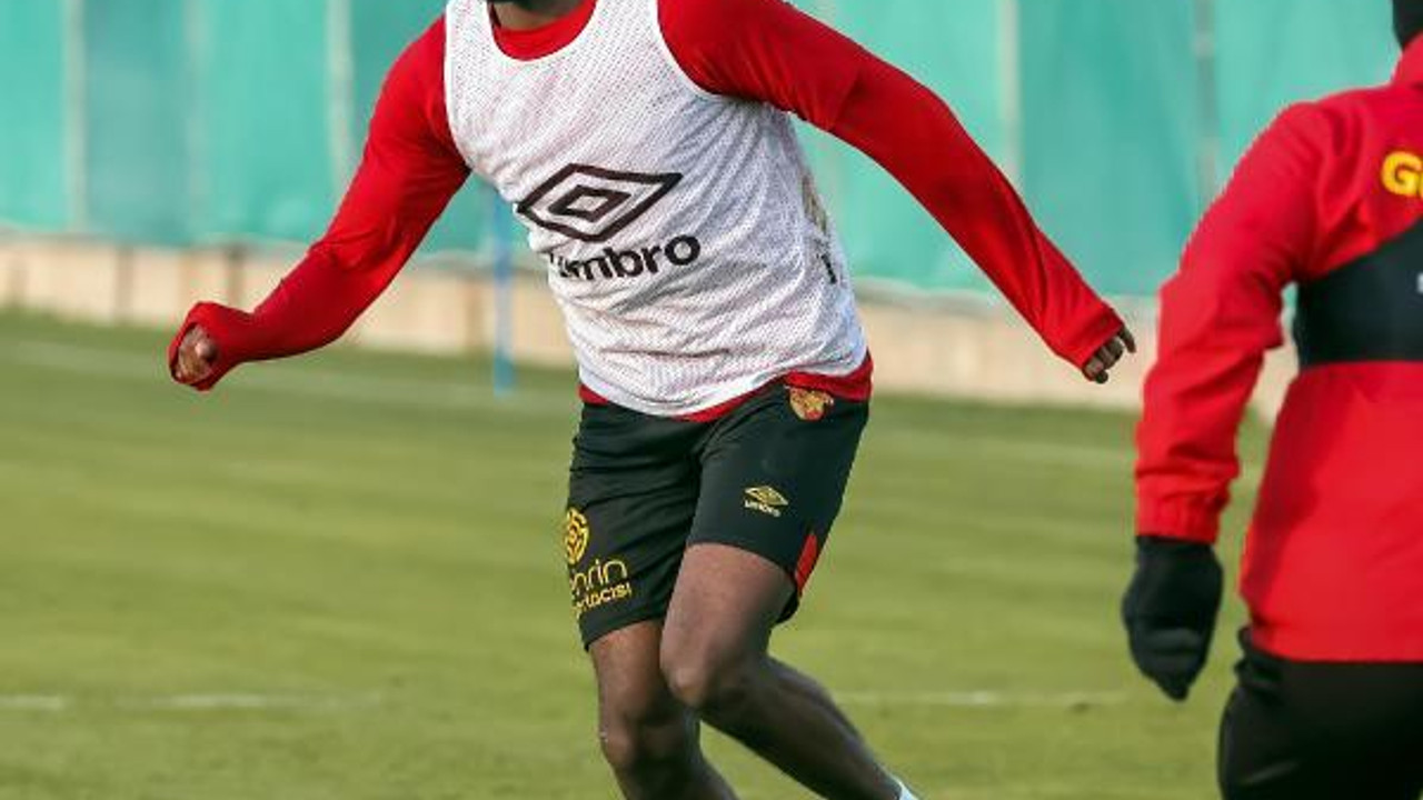 Göztepe’de ayrılık rüzgarı