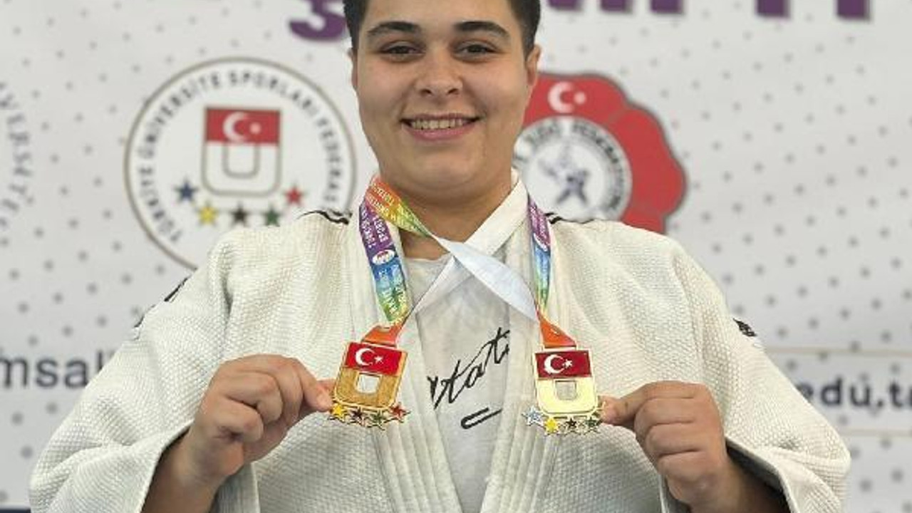 Judoda kazandığı şampiyonlukları, depremde kaybettiği antrenörüne hediye etti