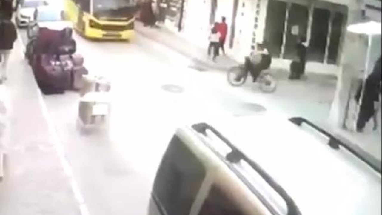 Minibüsün çarptığı bisikletli, liseli Batın öldü