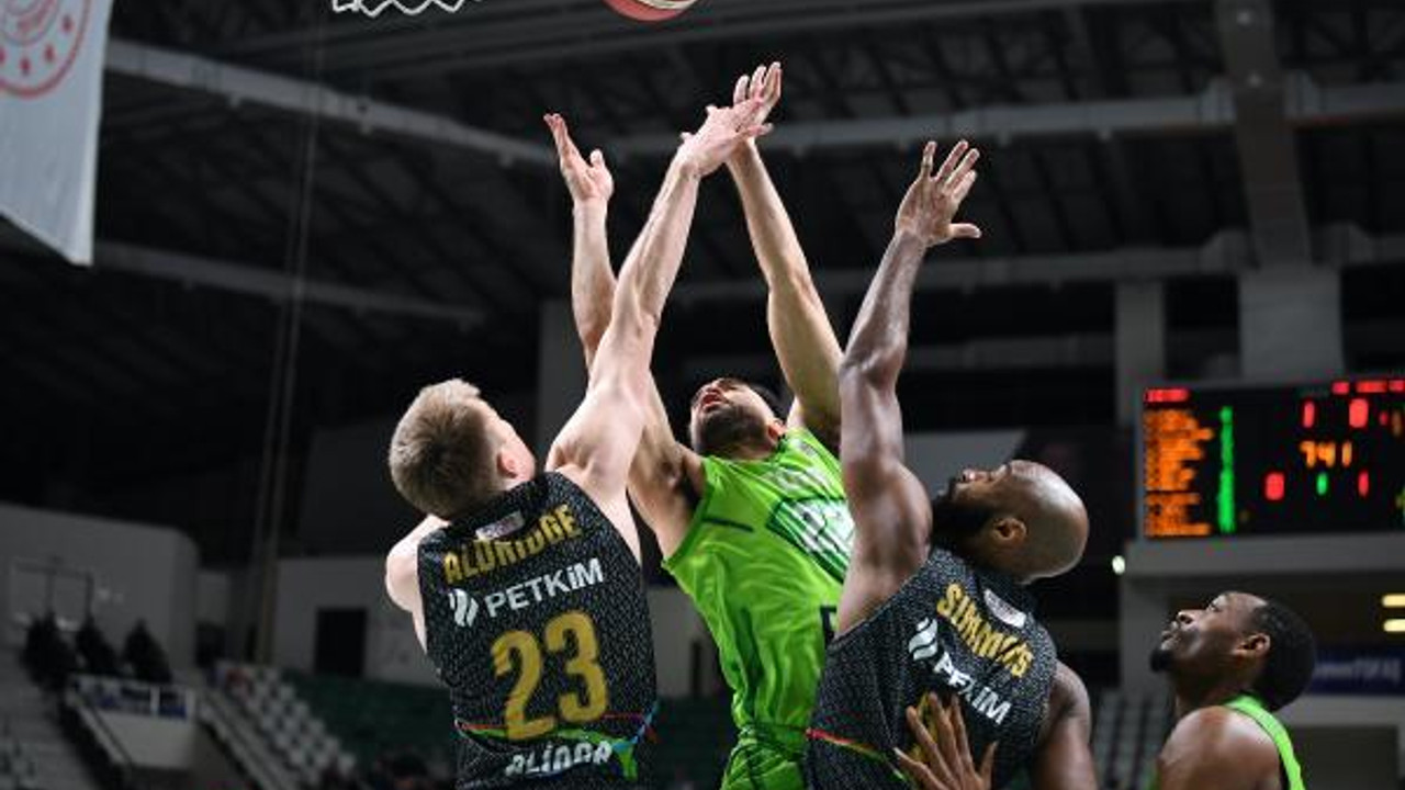 TOFAŞ - Aliağa Petkimspor: 84-71