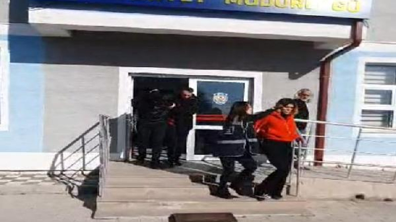 Uyuşturucu ve sahte parayla yakalanan 2 şüpheli tutuklandı