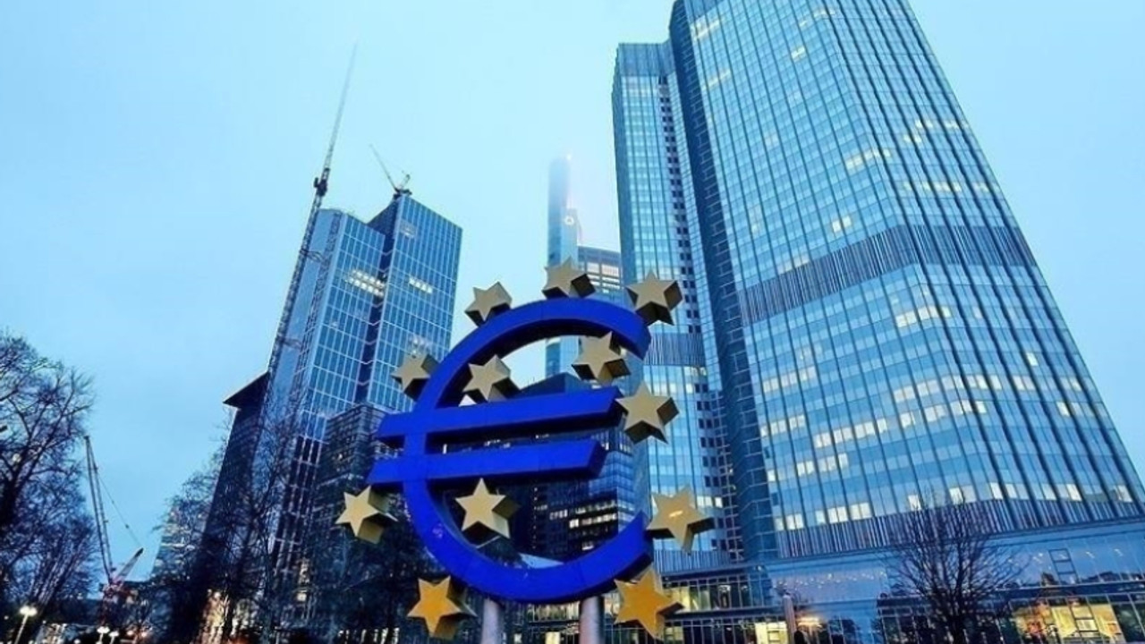 Avrupa Merkez Bankası 2004'ten beri ilk kez zarar etti