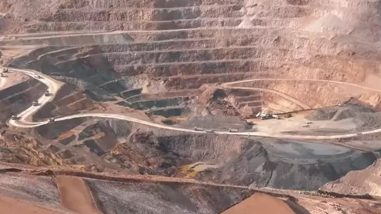 Elazığ’da krom madeninde göçük: 4 işçi kurtarıldı