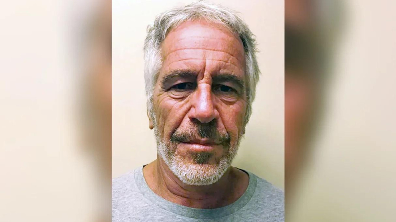 FBI, milyarder Epstein'ın fuhuş ağına engel olmamakla suçlanıyor