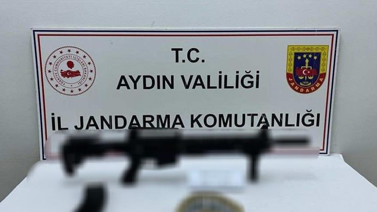 Jandarma silah kaçakçılarını kıskıvrak yakaladı! Birçok kişi gözaltına alındı
