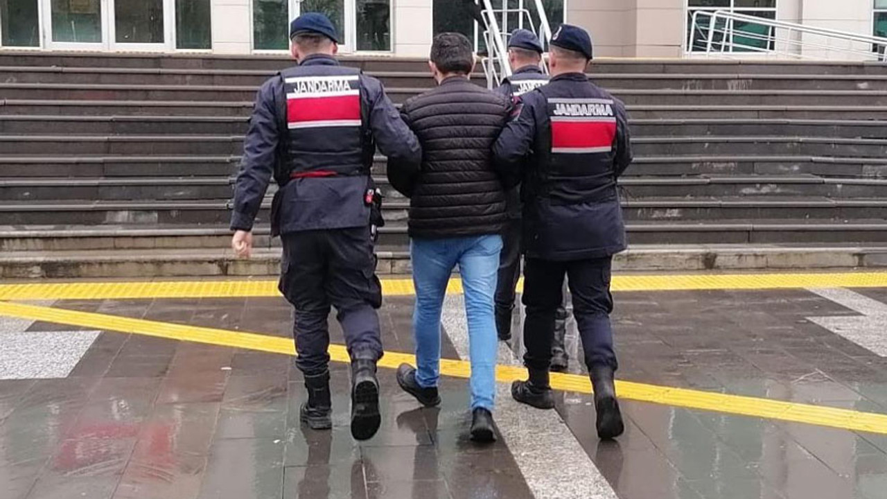 Jandarma terör örgütlerine göz açtırmıyor! Çok sayıda şüpheli kıskıvrak yakalandı