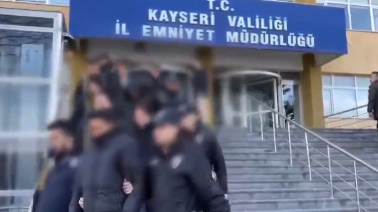 Kayseri merkezli 10 ildeki "Sibergöz-22" operasyonunda 14 tutuklama