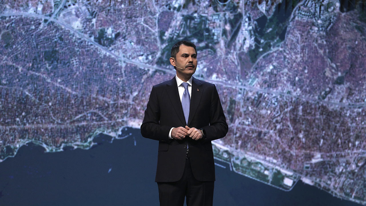 Orhan Gencebay’dan Murat Kurum’a kampanya şarkı