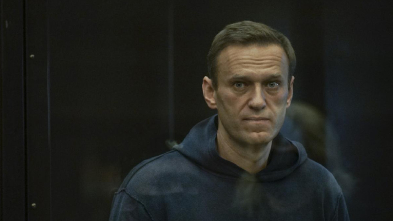 Cezaevinde ölen Rus muhalif lider Navalny’nin annesi: “Cenaze töreninin gizlice yapılmasını istiyorlar”