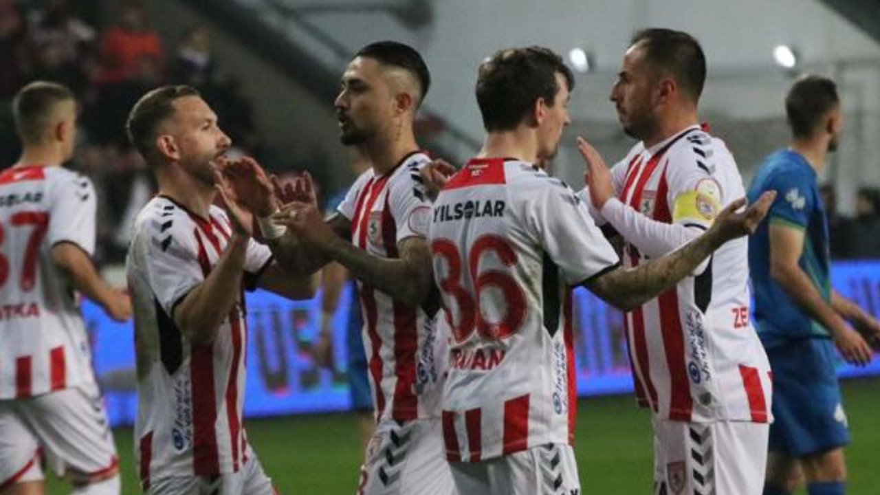 Samsunspor 3 puanı 3 golle aldı