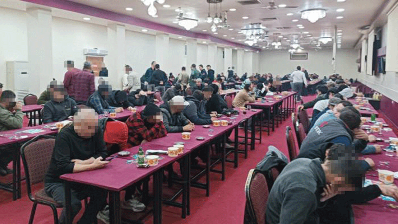 Yasa dışı kumar oynayan ve oynatanlara jandarmadan şok baskın! Milyonlarca liralık ceza kesildi