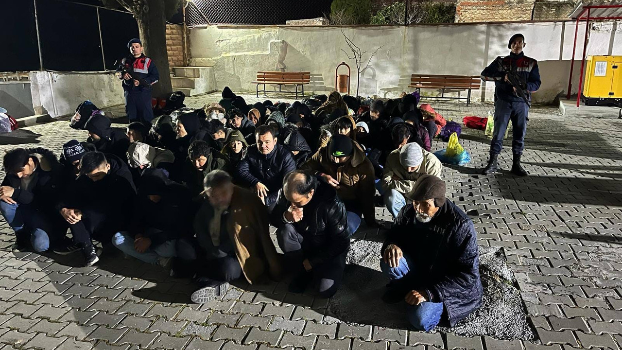 Jandarmadan düzensiz göçmen operasyonu