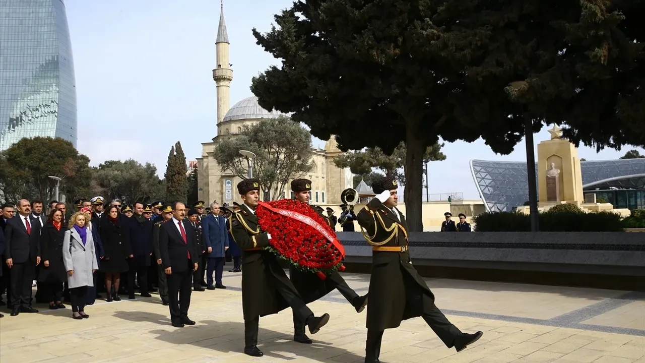 Çanakkale Zaferi uluslararası gündemde: Azerbaycan’da resmi tören düzenlendi!
