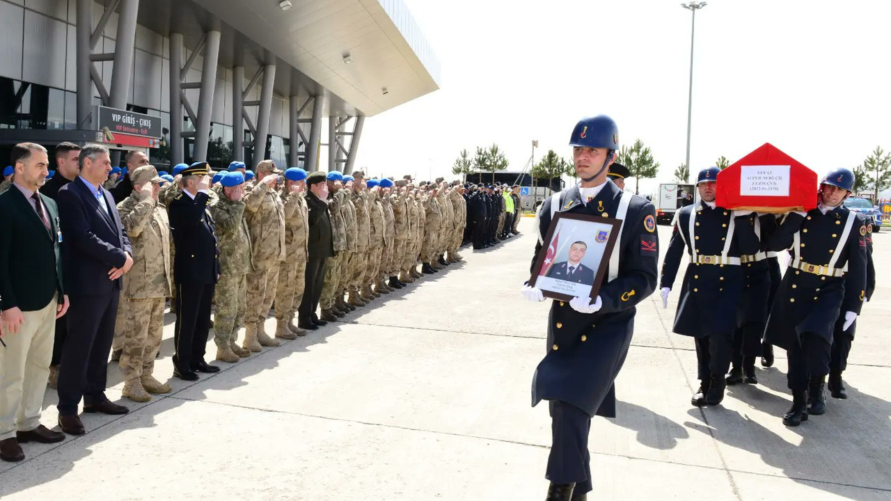 Bingöl’de feci kaza! Jandarma Uzman Çavuş hayatını kaybetti
