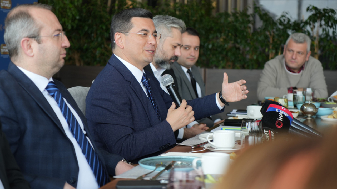 AK Parti Antalya B.B. Başkan Adayı Tütüncü: Antalya’nın şehir merkezinde 15 yeni koridor açacağız