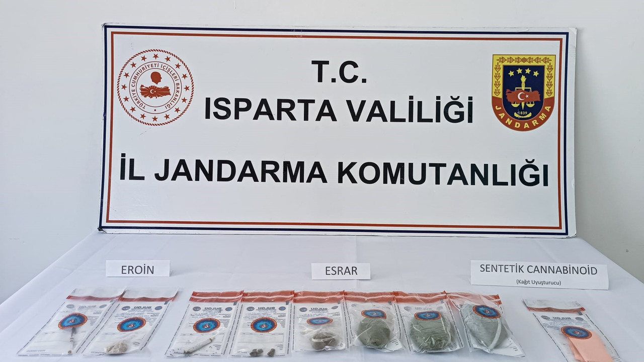 Jandarma uyuşturucu imal ve ticaretine geçit vermedi!