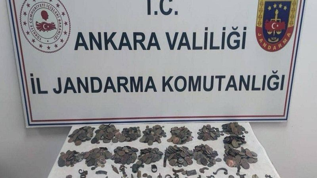 Piyasaya sürülmeye hazırlanan 1600 parça tarihi eser ele geçirildi