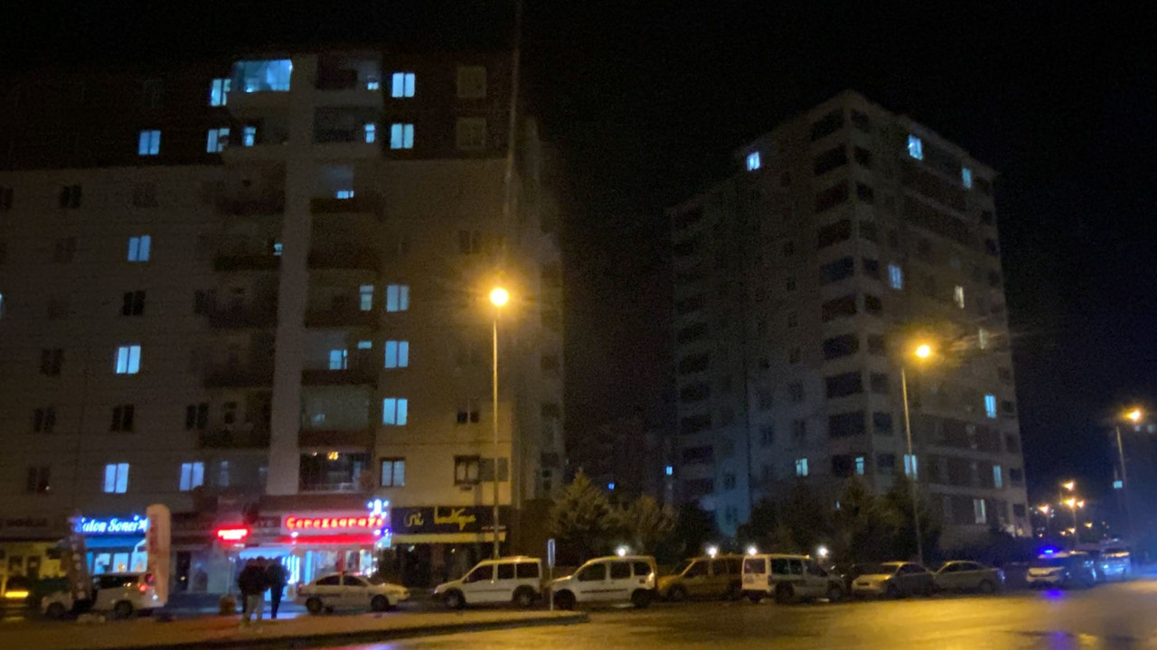 Zihinsel engelli genç tabancayla kendini vurdu