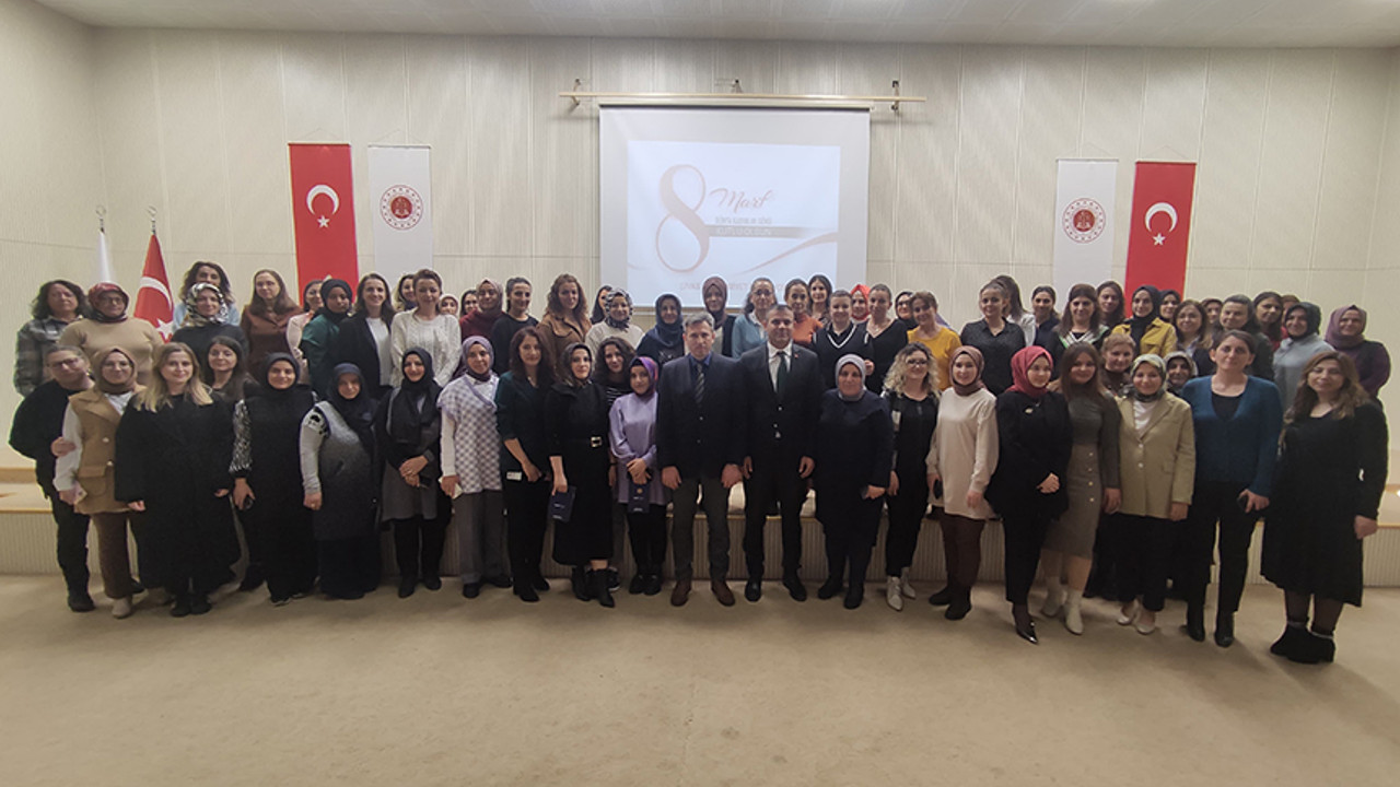 Başsavcı Uğurlu'dan Kadınlar Gününde anlamlı etkinlik: Kadın çalışanlarla bir araya geldi