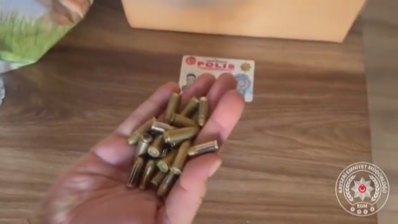 Suç makinası yakayı ele verdi! Sahte polis kimliği kullandığı ortaya çıktı