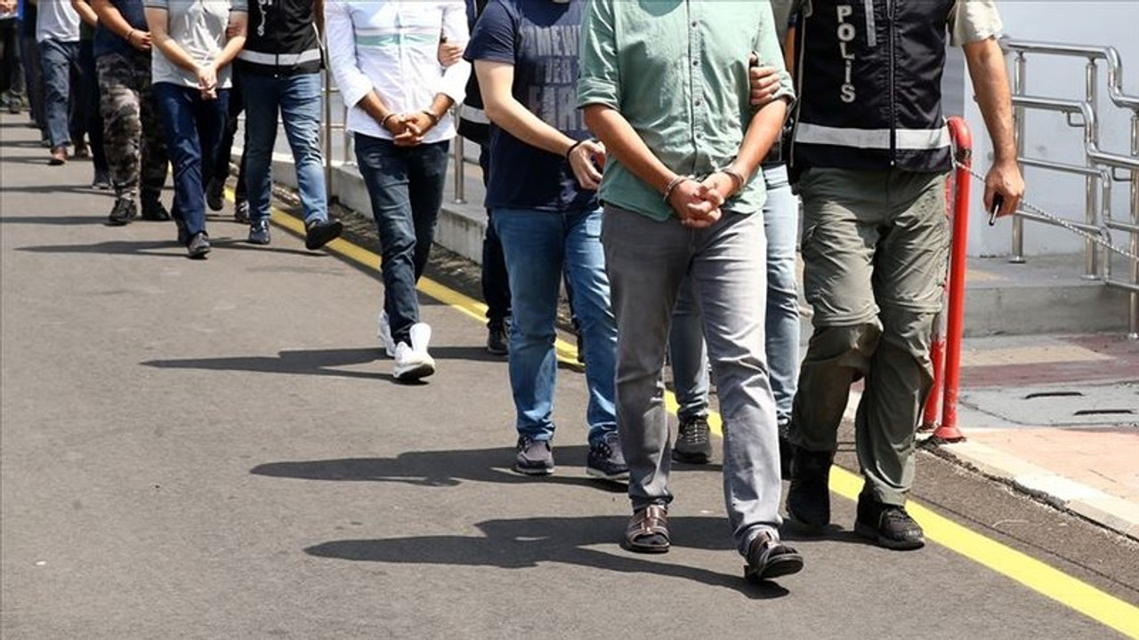 Ankara'da FETÖ/PDY soruşturmalarında 48 şüpheli gözaltı kararı