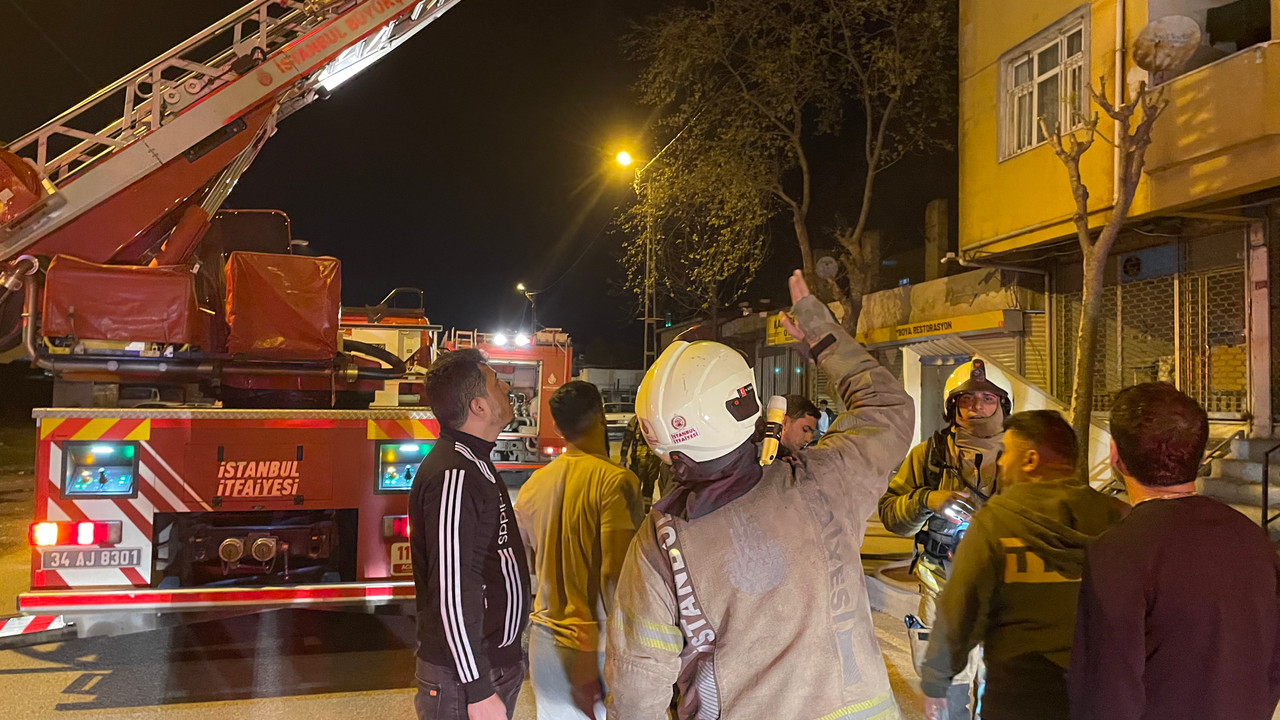Avcılar’da yangın! 11 kişi son anda kurtarıldı
