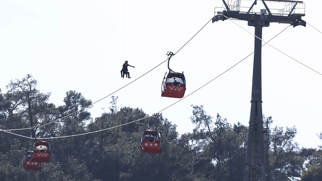 Teleferikte ailesiyle mahsur kalan makine teknisyeni: Kazadan 10 dakika önce arayıp uyardım