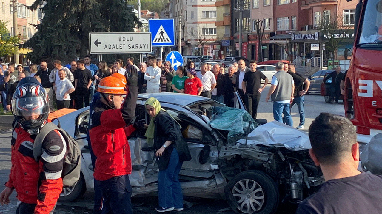 Bolu'da feci kaza! Yolcu otobüsüne çarptı 2 kişi öldü