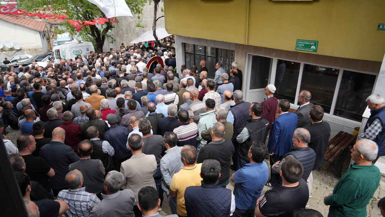 Mazbatasını almaya giderken kalp krizinden öldü