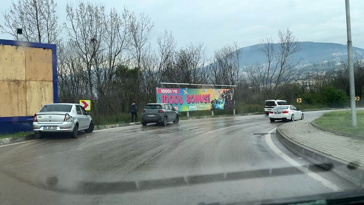 Bursa’da tırın gezdiği yolda 10 kaza oldu