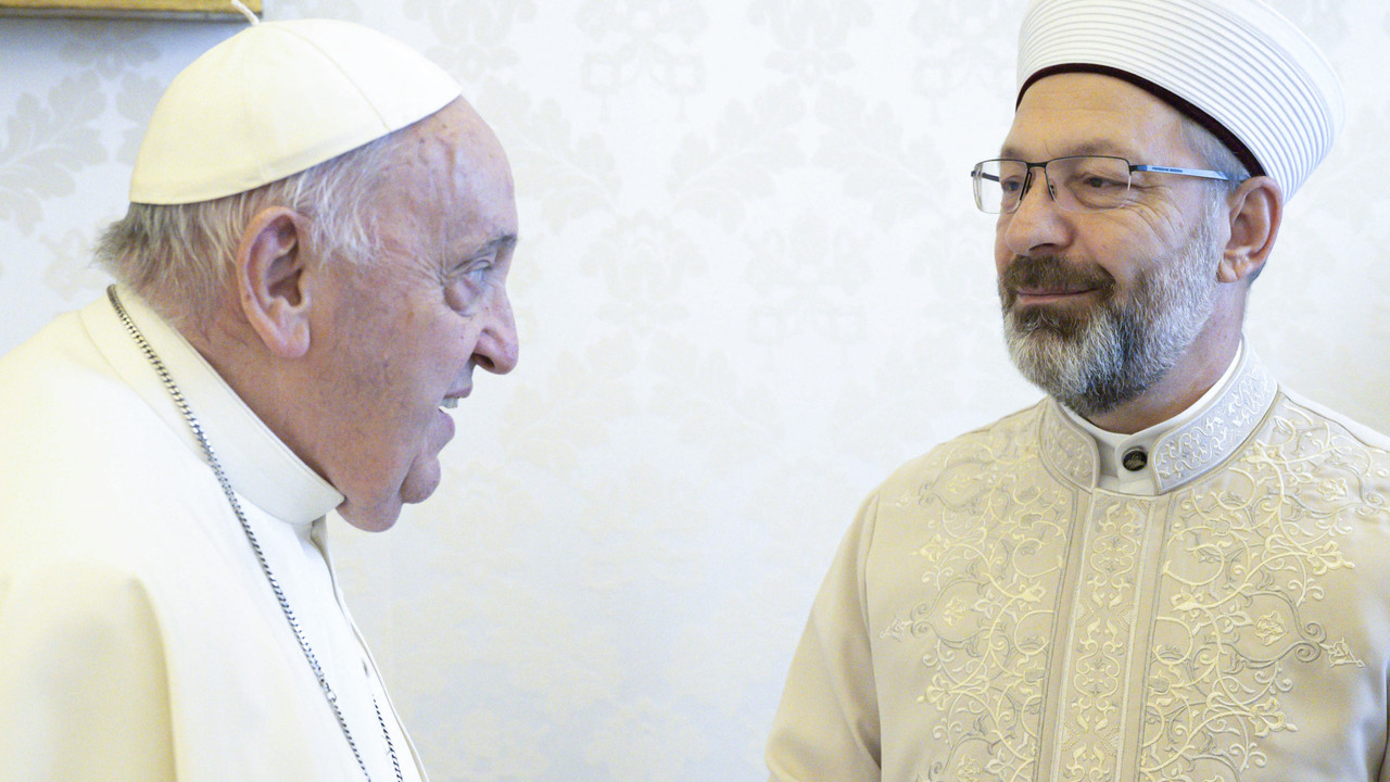 Vatikan Devlet Başkanı Papa Franciscus'tan Cumhurbaşkanı Erdoğan'a teşekkür: Dünya barışına katkısı çok büyük